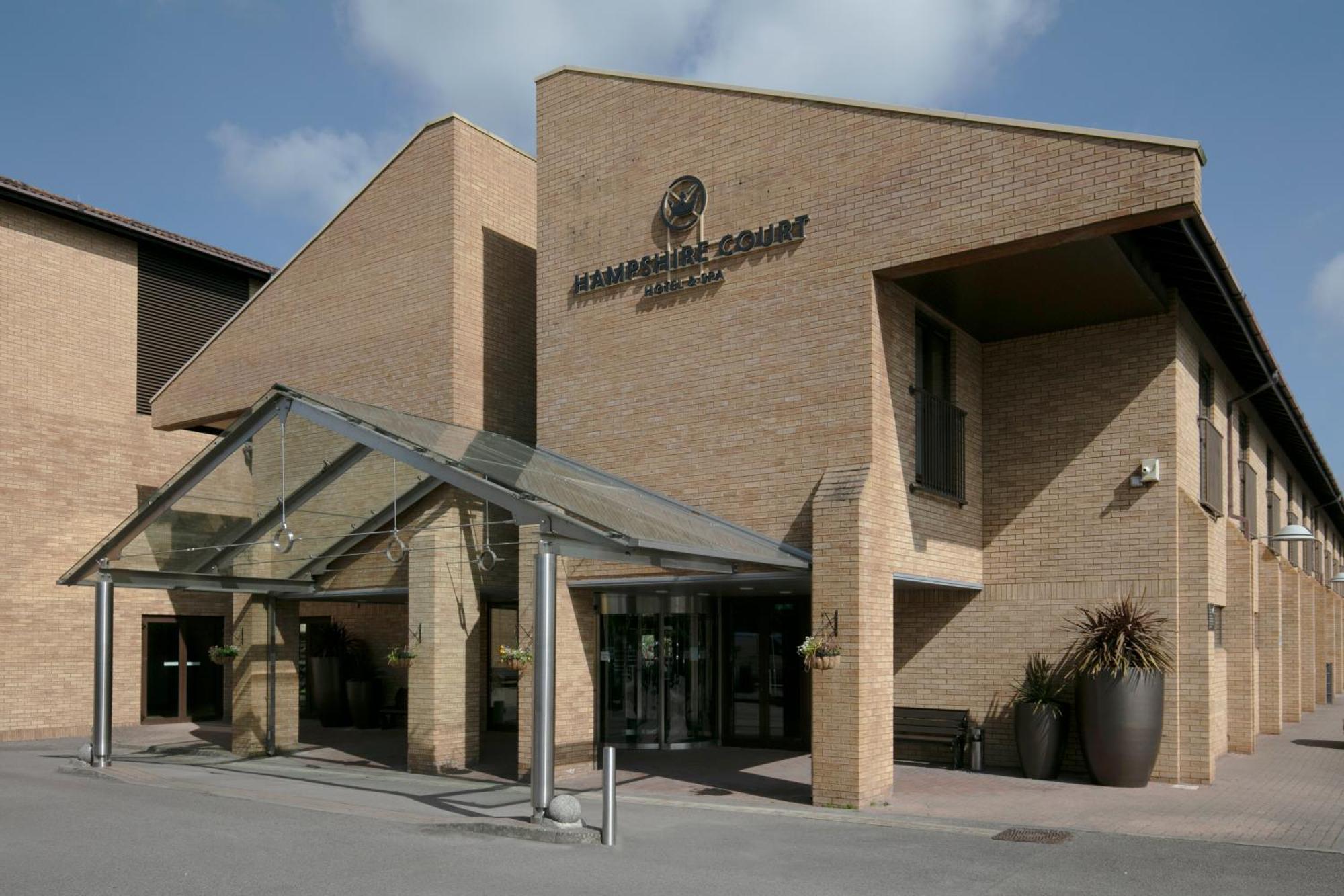 Hampshire Court Hotel & Spa Basingstoke Zewnętrze zdjęcie