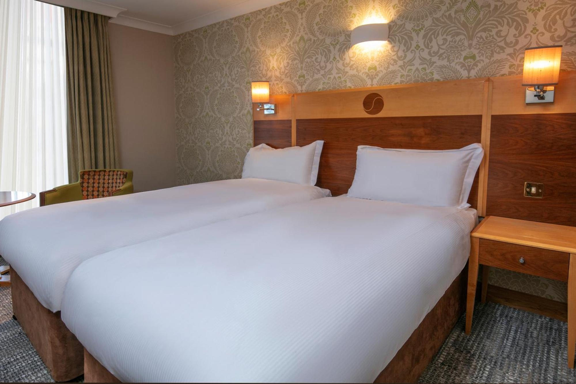 Hampshire Court Hotel & Spa Basingstoke Pokój zdjęcie