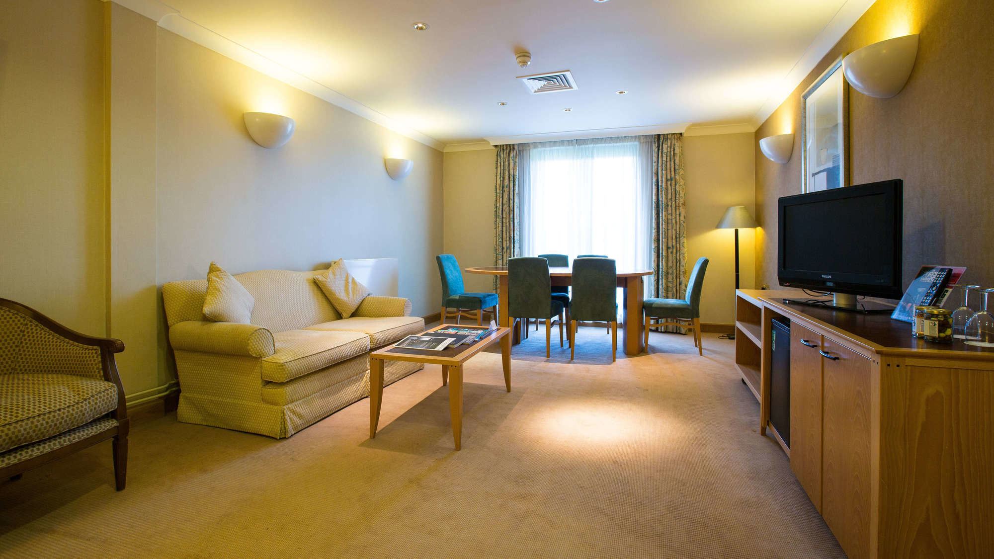 Hampshire Court Hotel & Spa Basingstoke Zewnętrze zdjęcie